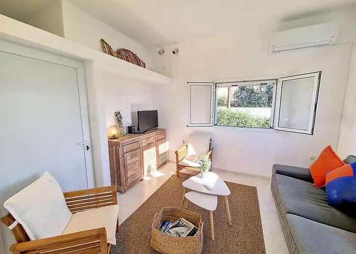 Hydra Bay Seaside With Pool ヴィラ *