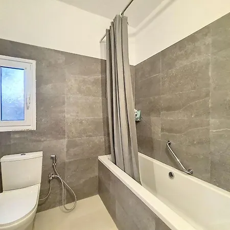 Βίλα Hydra Bay Seaside With Pool *