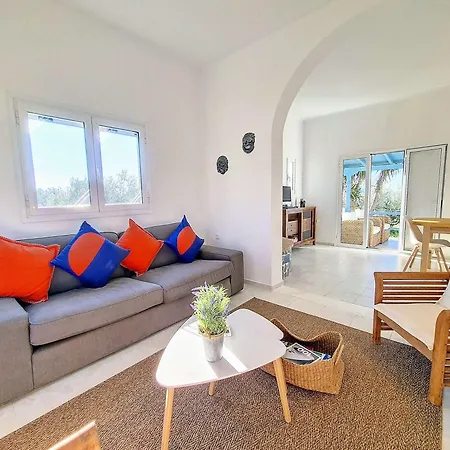 فيلة Hydra Bay Seaside With Pool
