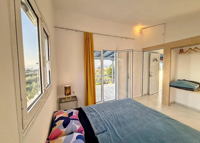 Hydra Bay Seaside With Pool Villa *